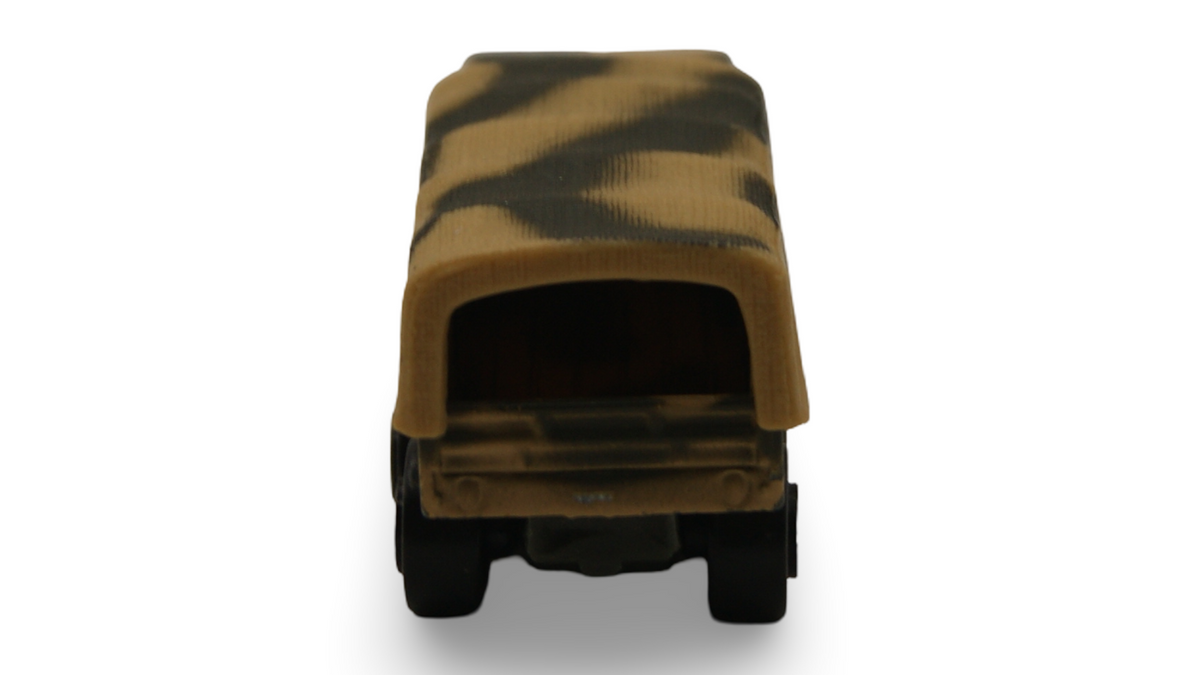 Maisto M-923 A1 US Army 6x6 Militär LKW Camouflage 1:64