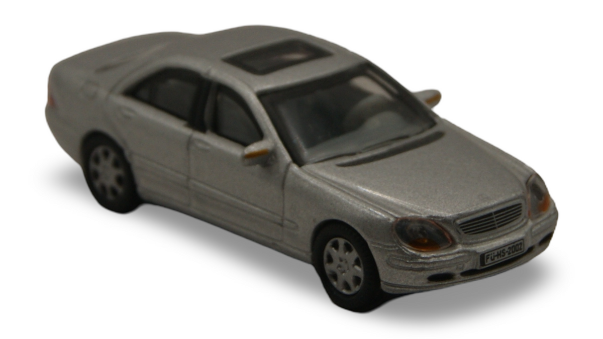 Schuco Mercedes-Benz S-Klasse W220 Limousine Silber H0 1:87