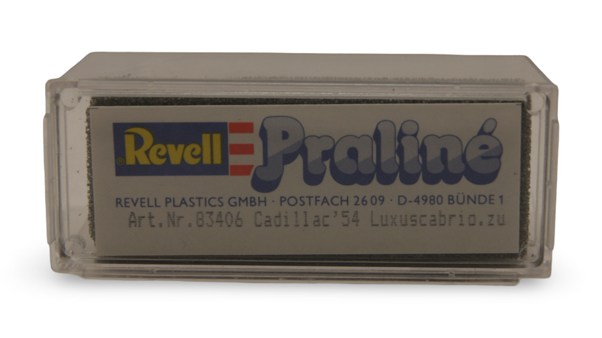 Revell Praliné 83406 Cadillac ’54 Luxus Cabrio schwarz 1:87 H0 in Vitrine
