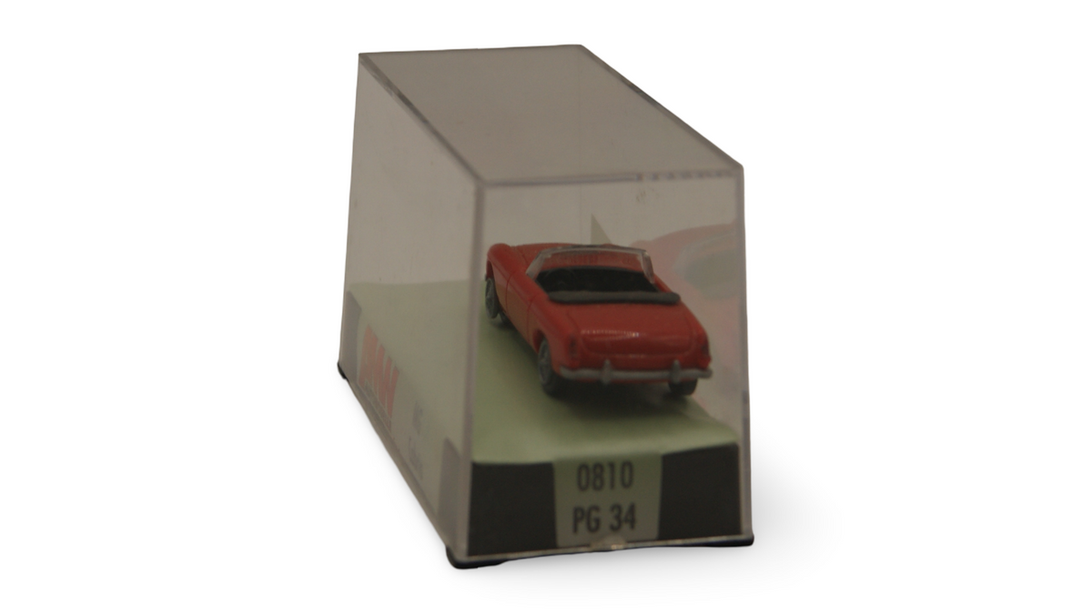 AMW Automodelle MG B Roadster Cabrio rot 1:87 H0 in Vitrine