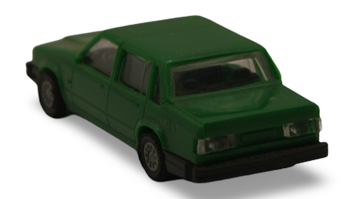 I.M.U. Volvo 760 GLE Limousine grün 1:87 H0