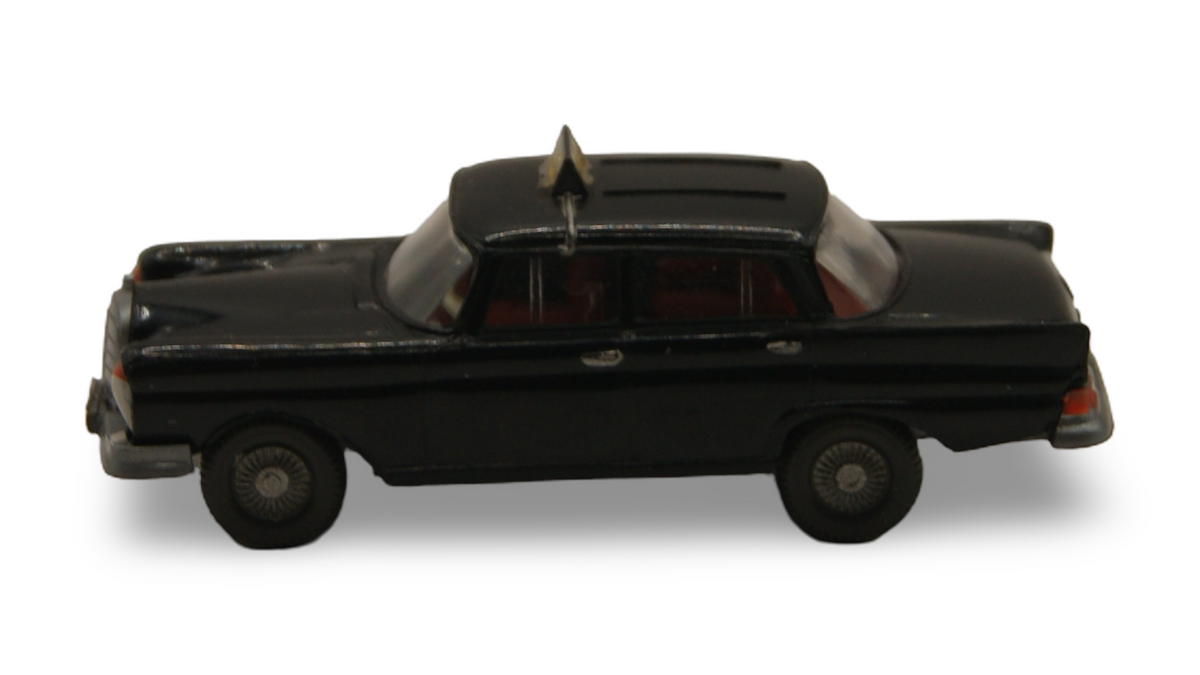 Wiking Mercedes-Benz 220 S Heckflosse Taxi schwarz 1:87 H0 Vintage