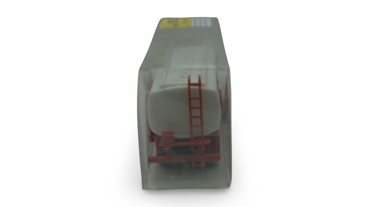 Kibri Mercedes-Benz Tank-Sattelzug BASF Kaurit Kauresin Kauramin H0 1:87 OVP