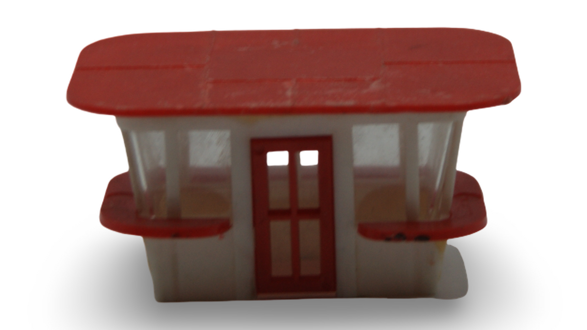 Modellbahn Kiosk / Tankstellengebäude rot-weiß Vintage Hersteller unbekannt