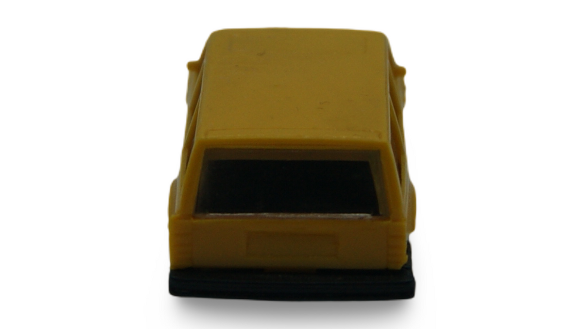 IMU Volvo 760 GLE Kombi gelb H0 1:87
