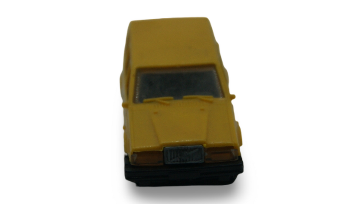 IMU Volvo 760 GLE Kombi gelb H0 1:87