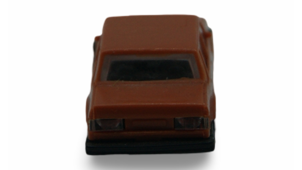 IMU Volvo 760 GLE Limousine braun H0 1:87