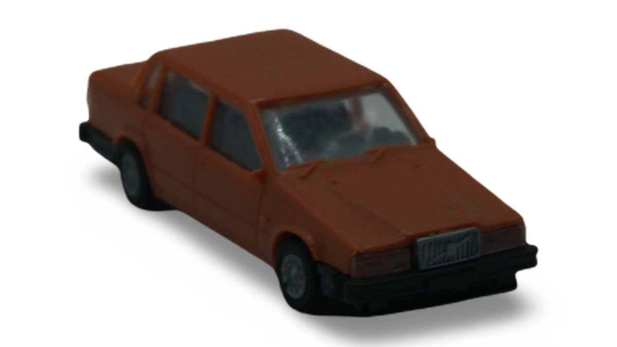 IMU Volvo 760 GLE Limousine braun H0 1:87