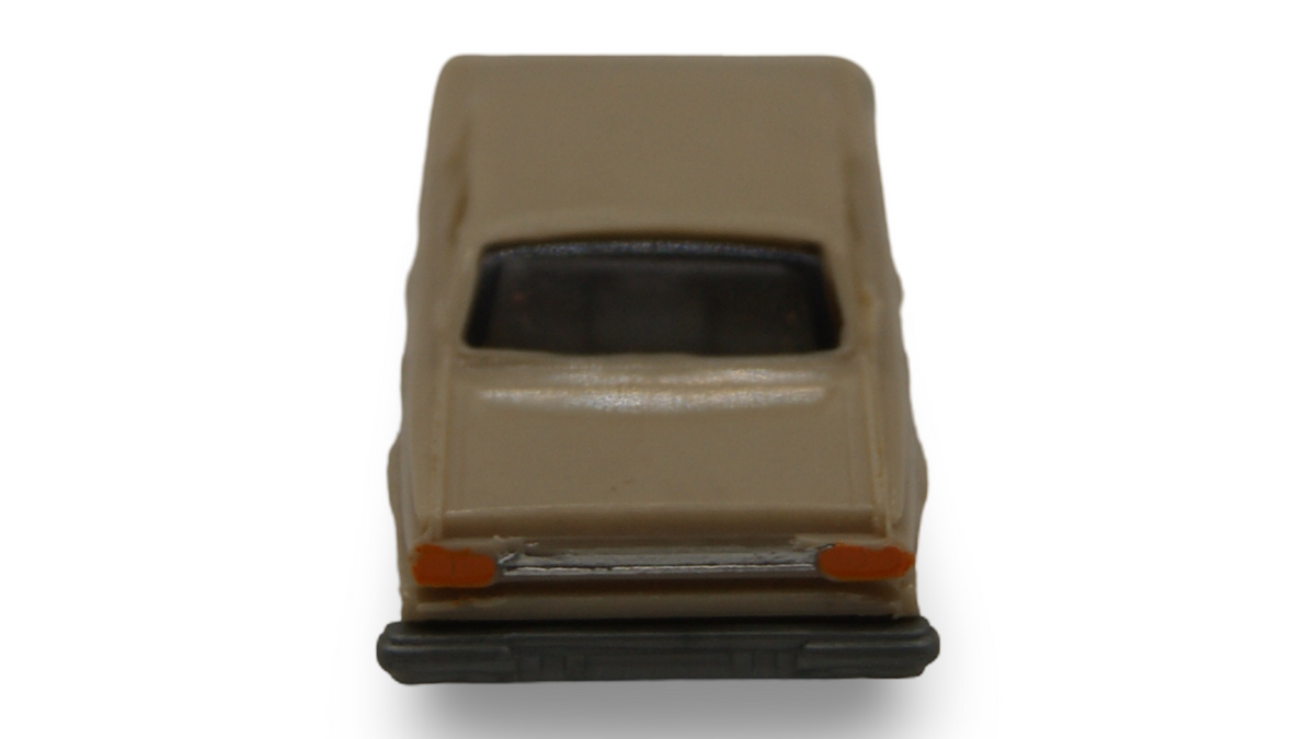 EKO Dodge Dart Limousine Beige 1:87 H0 Vintage Modellauto Made in Spain