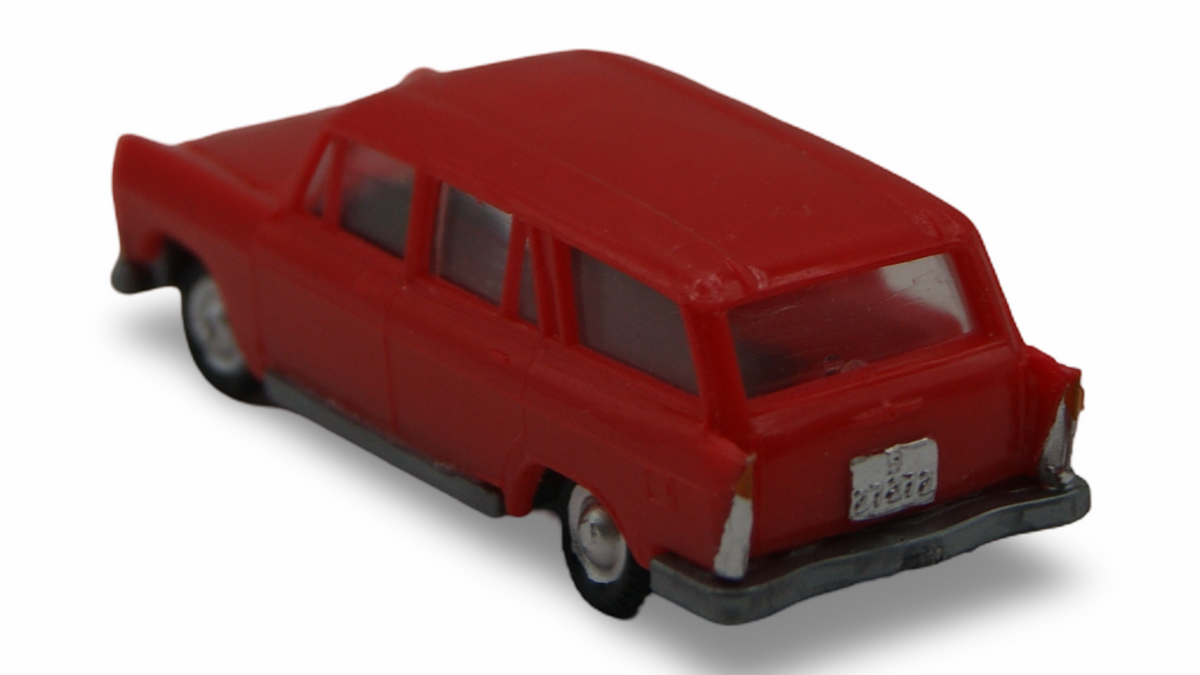 EKO 2035 Fiat 1800 Familiare Kombi Rot 1:87 H0 Vintage Made in Spain