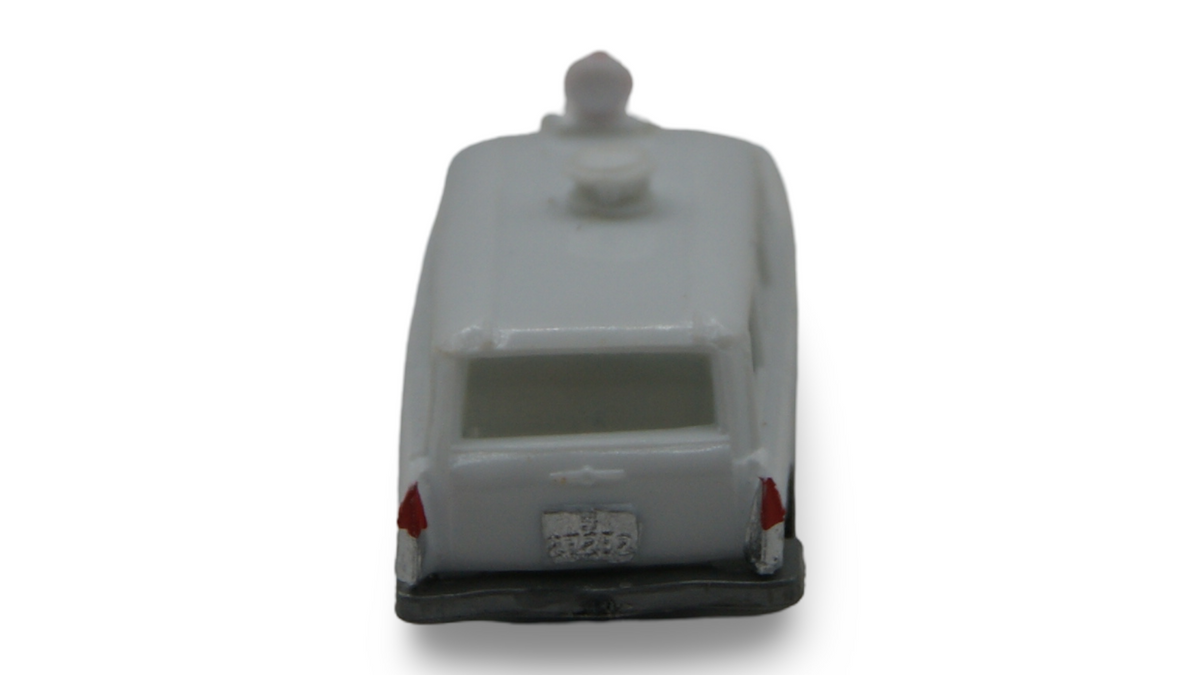 EKO 2041 Fiat 1800 Familiare Ambulanz Weiß 1:87 H0 Vintage Made in Spain