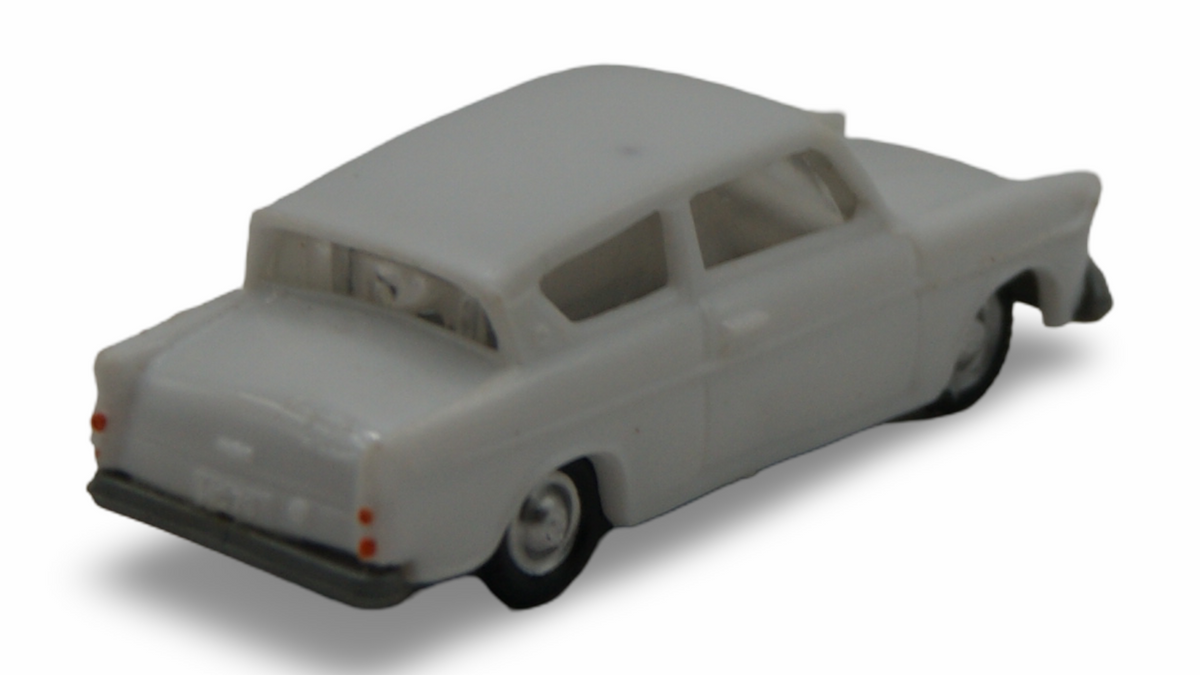 EKO Ford Taunus 17M P2 Barocktaunus Weiß 1:87 H0 Vintage Spain