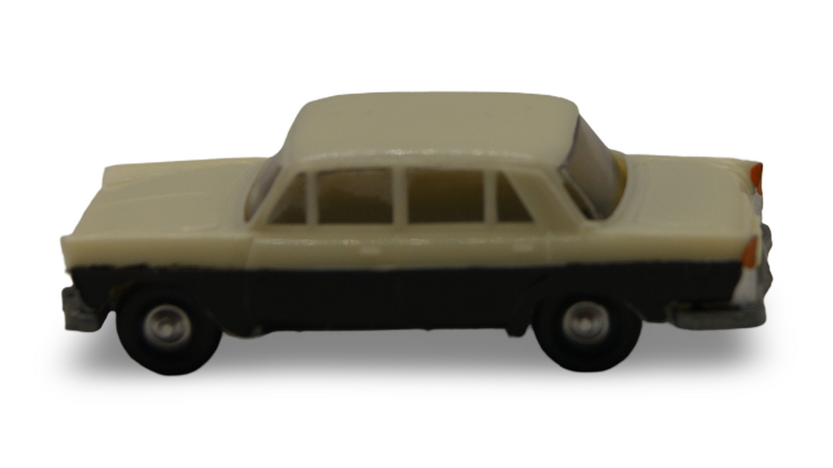 EKO DeSoto Diplomat 1959 Zweifarbig Weiß Schwarz 1:87 H0 Vintage Spain