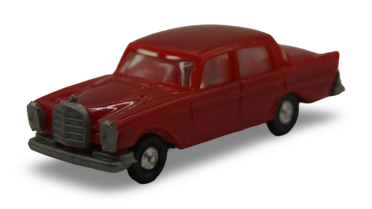 EKO Mercedes-Benz 220 Heckflosse Rot 1:87 H0 Vintage Made in Spain