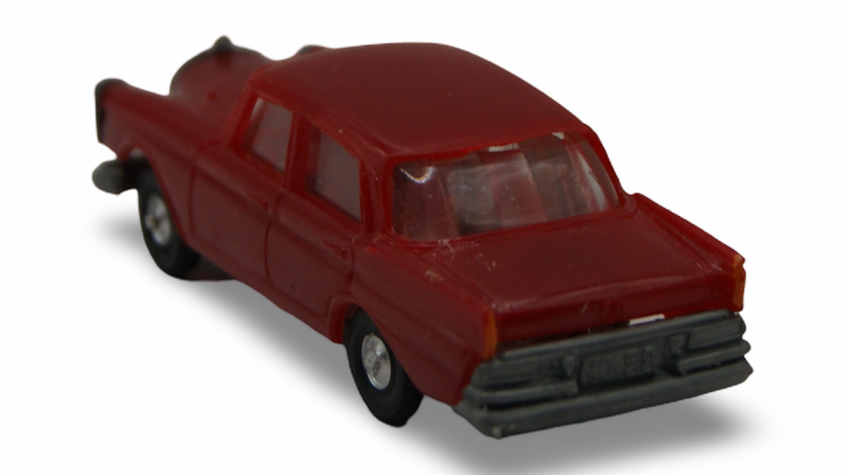 EKO Mercedes-Benz 220 Heckflosse Rot 1:87 H0 Vintage Made in Spain