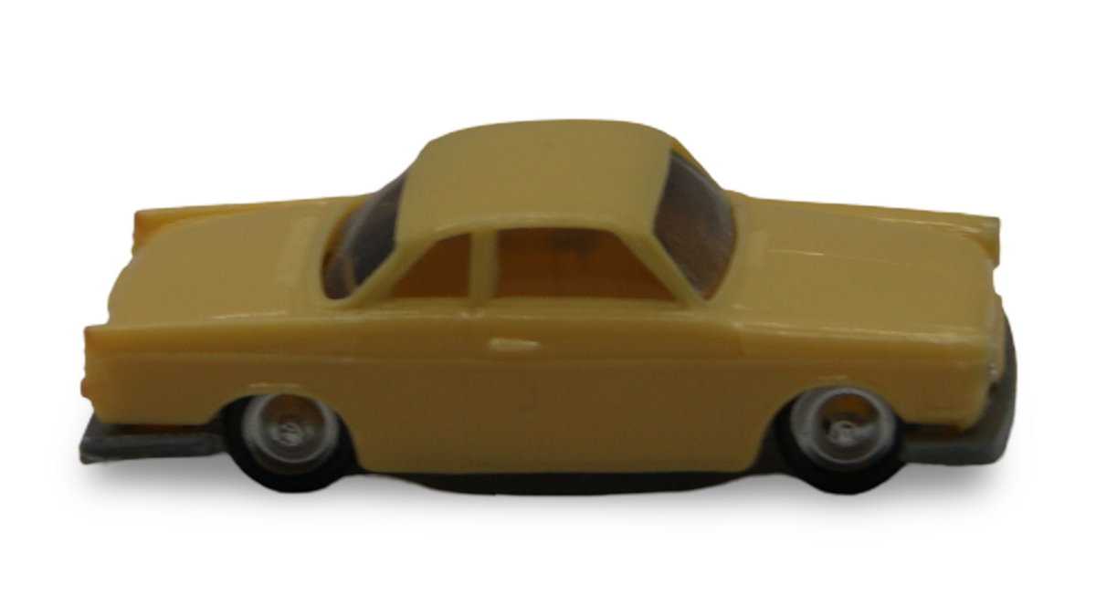 EKO Volvo P1800 Coupé Gelb 1:86 H0 Vintage Modellauto Made in Spain