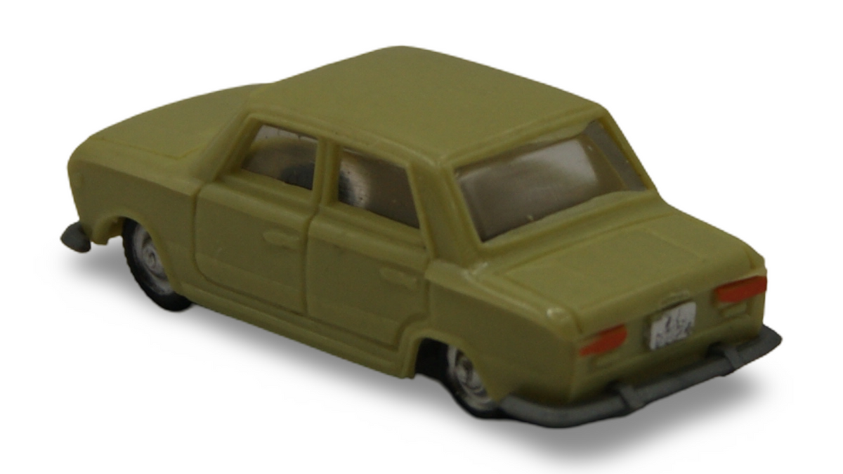 EKO SEAT 124 Limousine Beige 1:87 H0 Vintage Modellauto Made in Spain