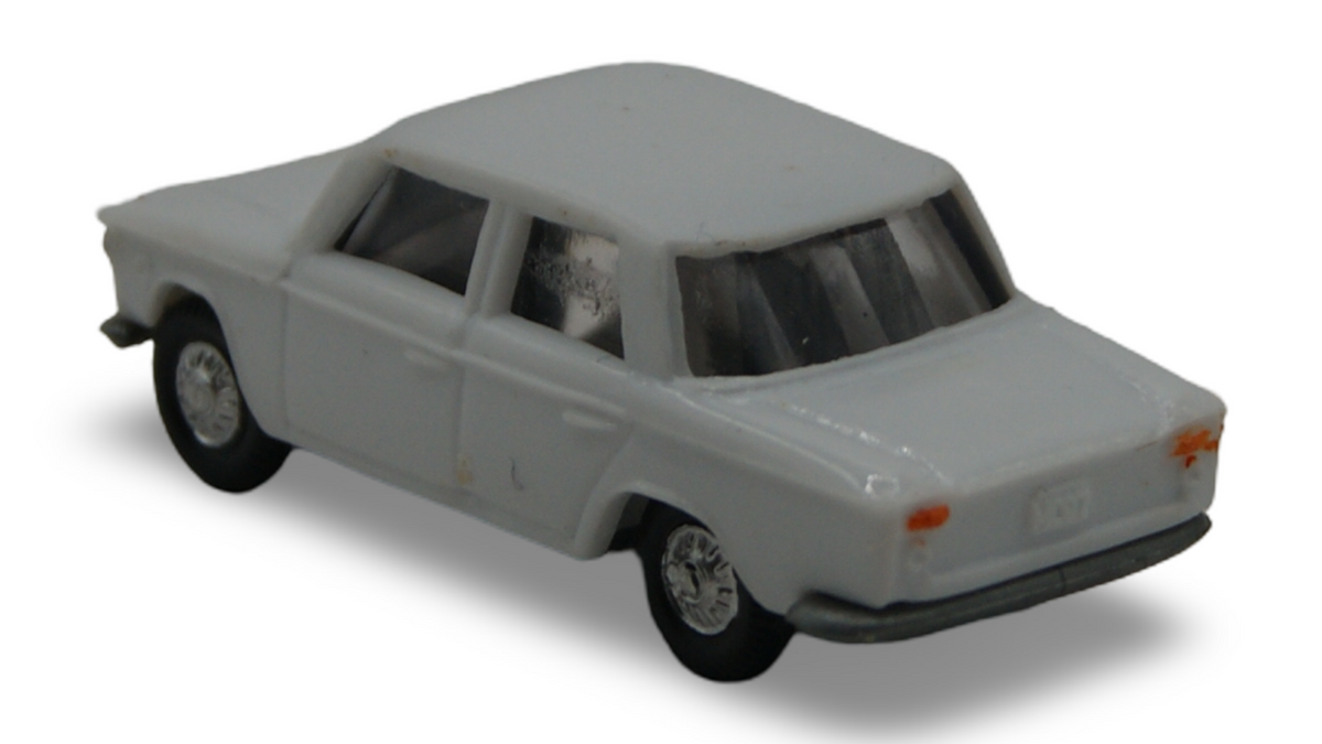 EKO Fiat 1500 Limousine Weiß 1:87 H0 Vintage Modellauto Made in Spain