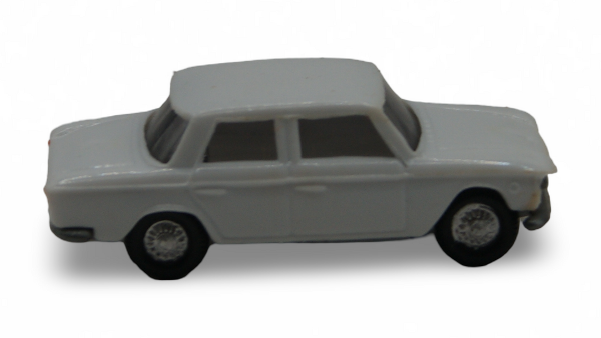 EKO Fiat 1500 Limousine Weiß 1:87 H0 Vintage Modellauto Made in Spain