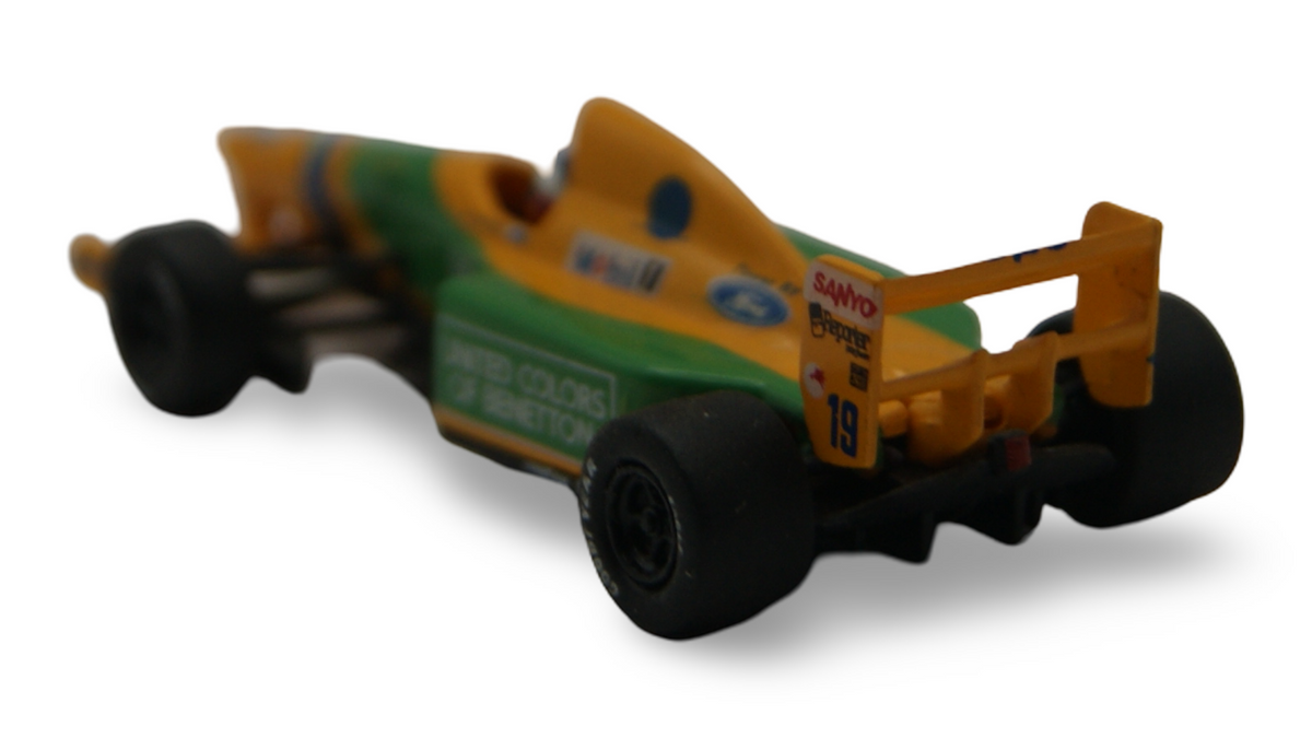 Paul's Model Art Benetton Ford B192 F1 1:87 Modellauto Schumacher
