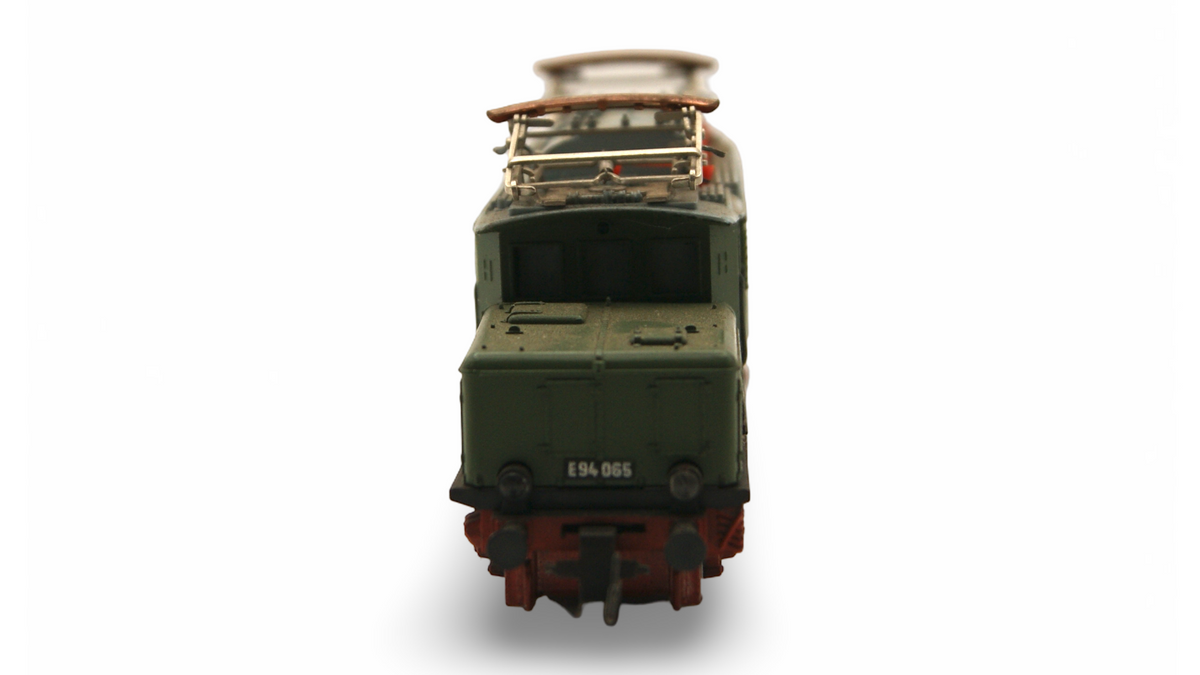 Zeuke E 94 065 Elektrolok DR Grün TT 1:120 545/751 mit OVP