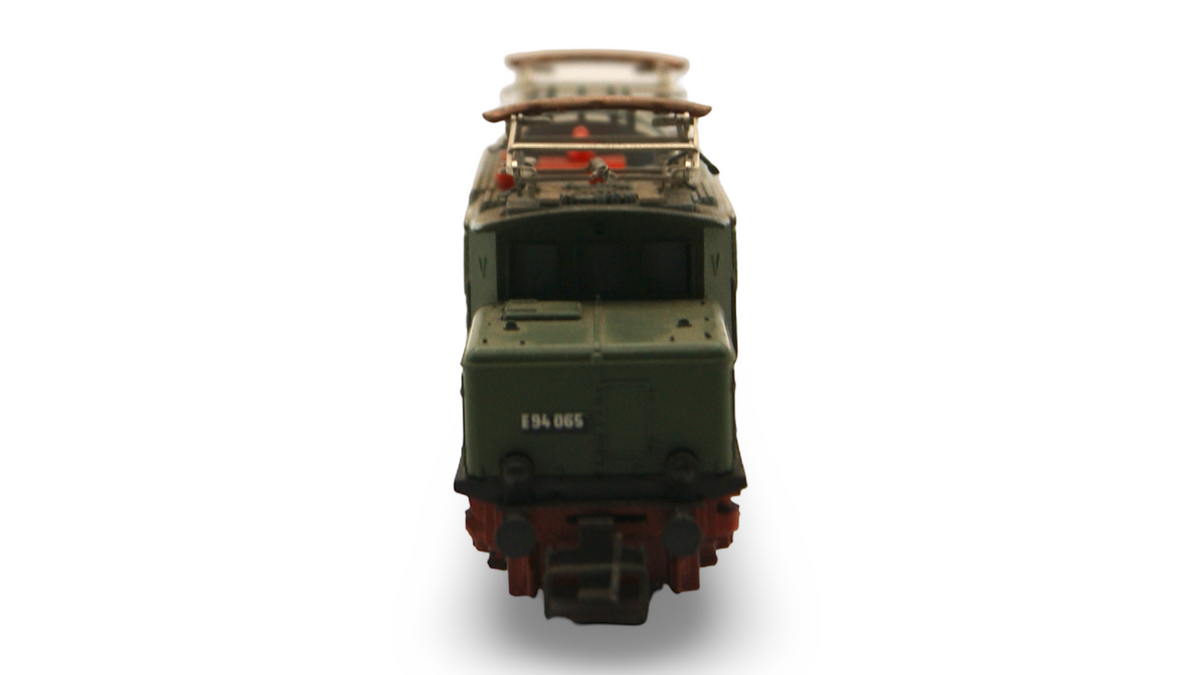 Zeuke E 94 065 Elektrolok DR Grün TT 1:120 545/751 mit OVP