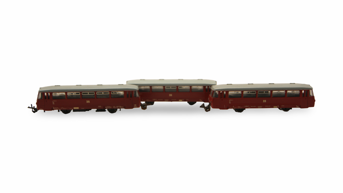 Zeuke/BTTB TT Schienenbus 171 018-5 + 2 Beiwagen 171 824-6 3-teilig