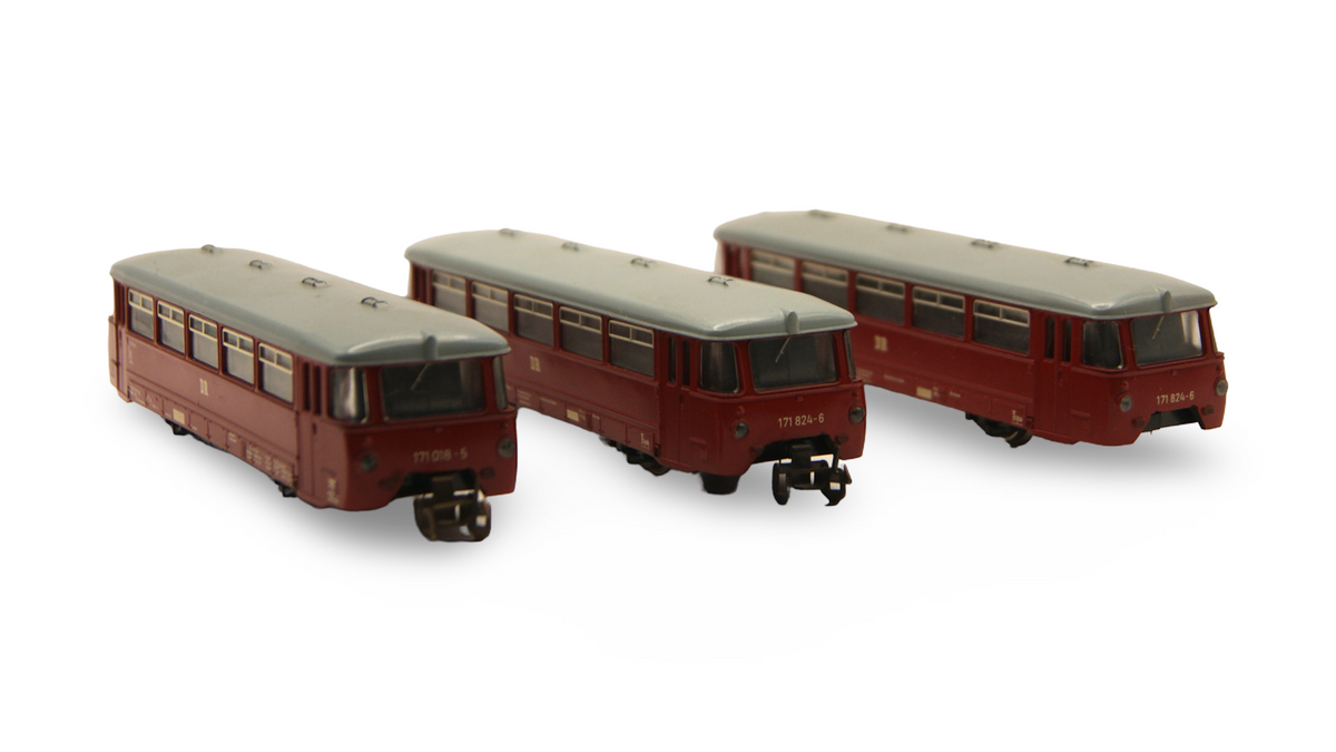 Zeuke/BTTB TT Schienenbus 171 018-5 + 2 Beiwagen 171 824-6 3-teilig