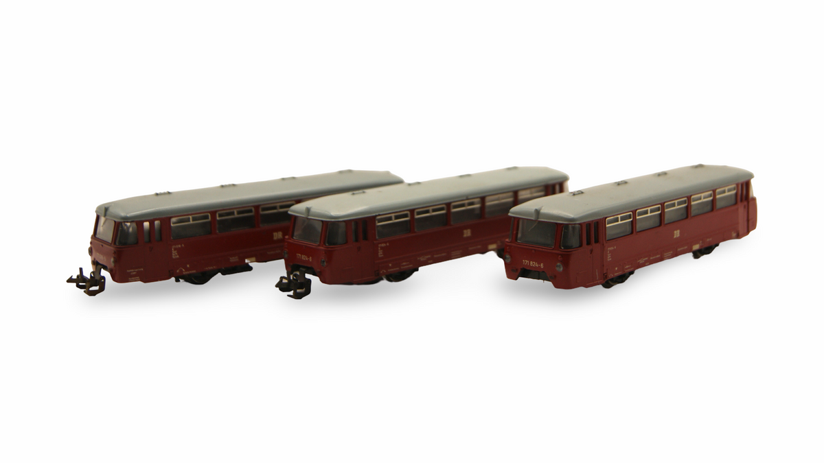 Zeuke/BTTB TT Schienenbus 171 018-5 + 2 Beiwagen 171 824-6 3-teilig