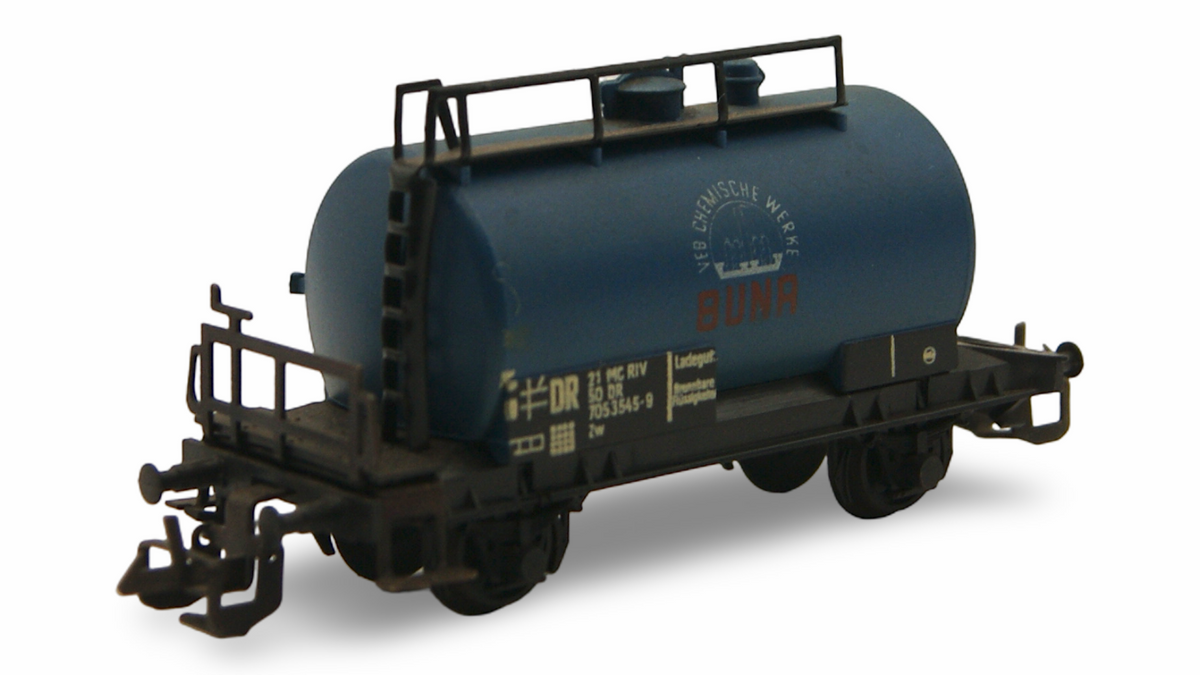 Zeuke TT 545/739 – BUNA Kesselwagen Blau DR 1:120 mit OVP