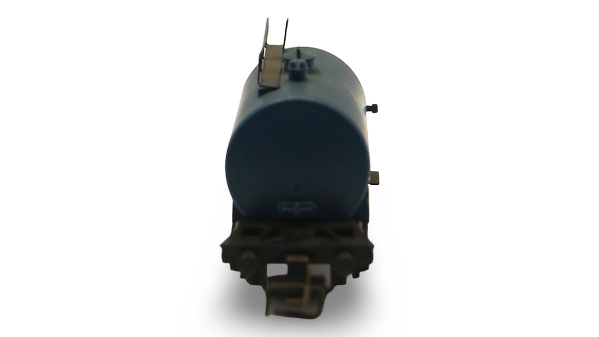 Zeuke TT 545/739 – BUNA Kesselwagen Blau DR 1:120 mit OVP