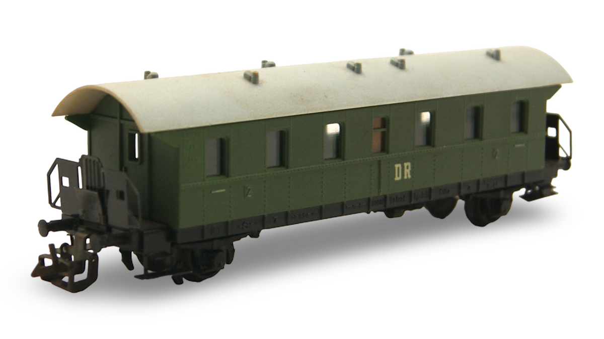 Zeuke DR Personenwagen 2. Klasse Grün 1:120 TT mit OVP