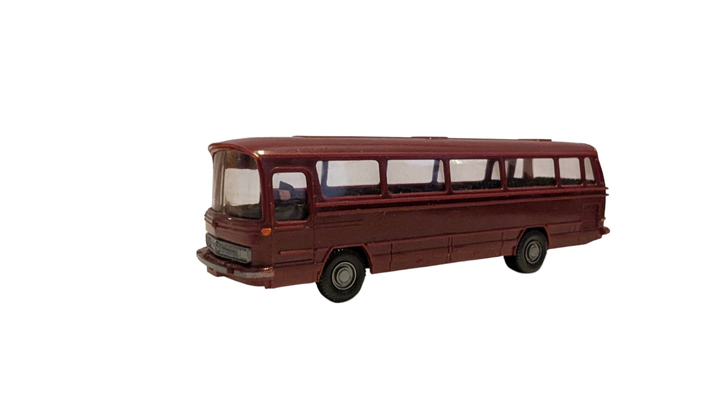 WIKING Mercedes-Benz O302 Reisebus Bordeauxrot H0 1:87 Klassiker Sammlermodell