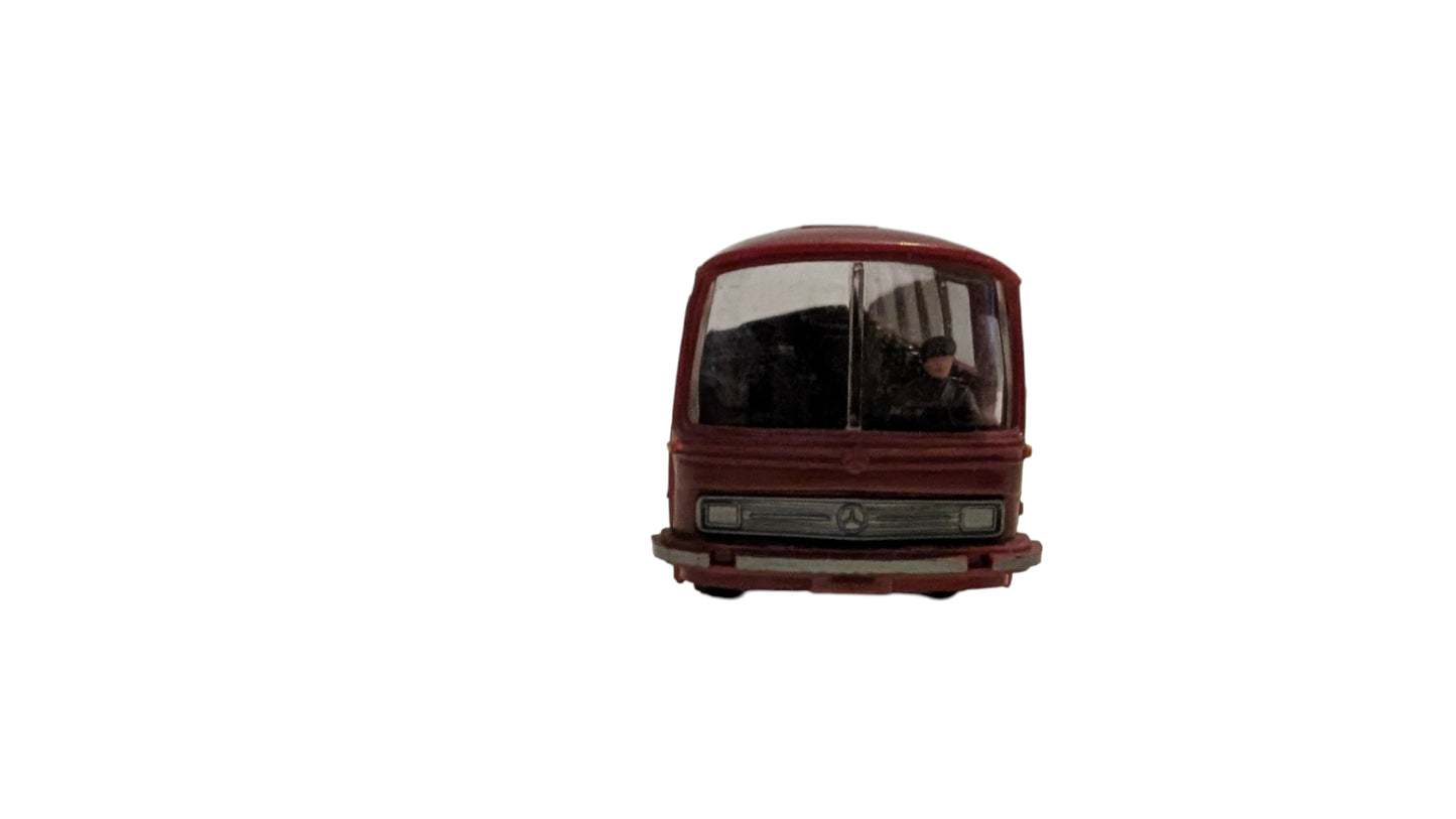 WIKING Mercedes-Benz O302 Reisebus Bordeauxrot H0 1:87 Klassiker Sammlermodell