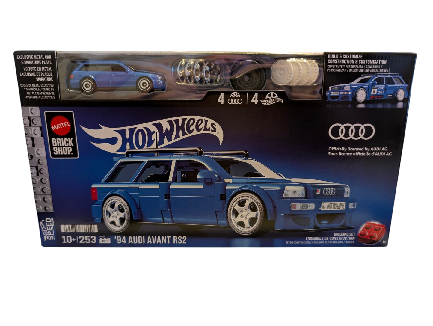 94 Audi Avant RS2 1:32 – Mattel Bricks Hot Wheels Modellauto (Neu & OVP)
