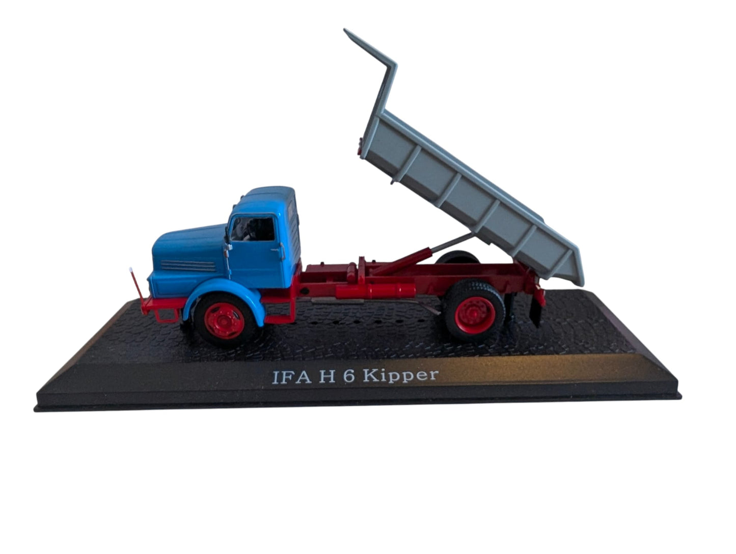 IXO Atlas IFA H 6 Kipper 1:43