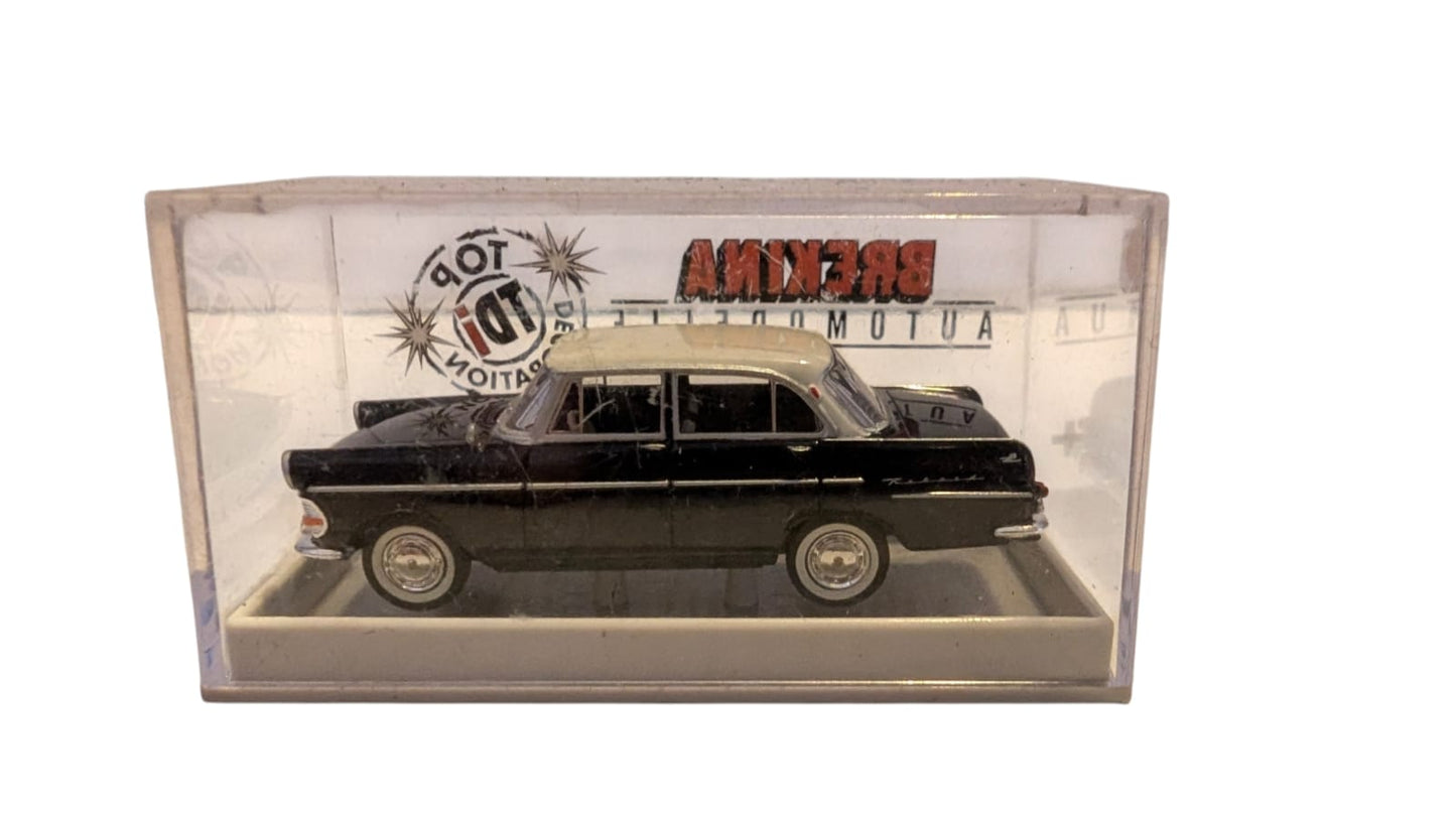 Brekina Opel Rekord P2 Limousine Schwarz Weiß 1:87 H0 mit OVP Sammlermodell