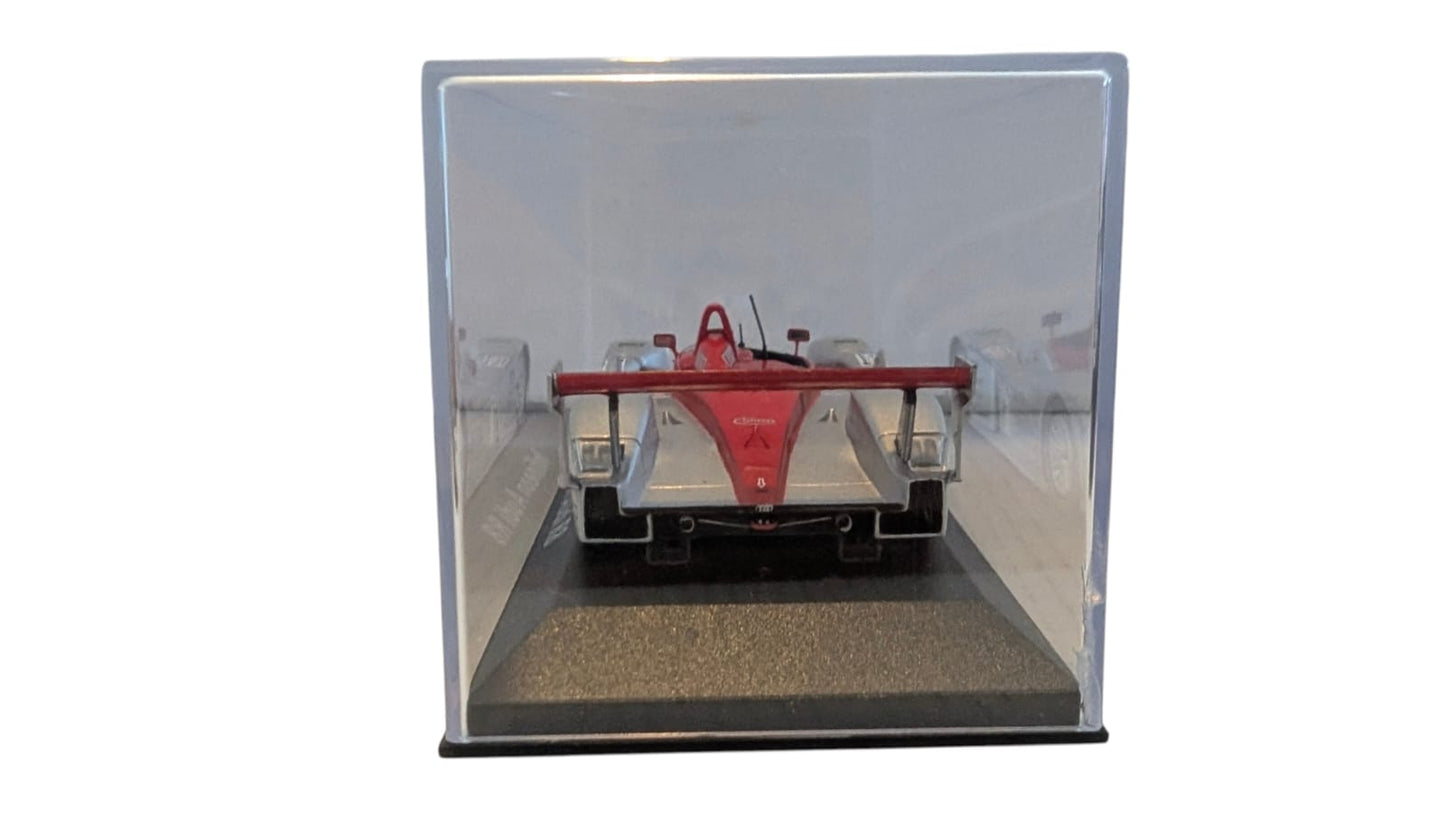 Minichamps Audi R8 Infineon Audi Sport Team Joest #1 Le Mans 1:43 mit Vitrine