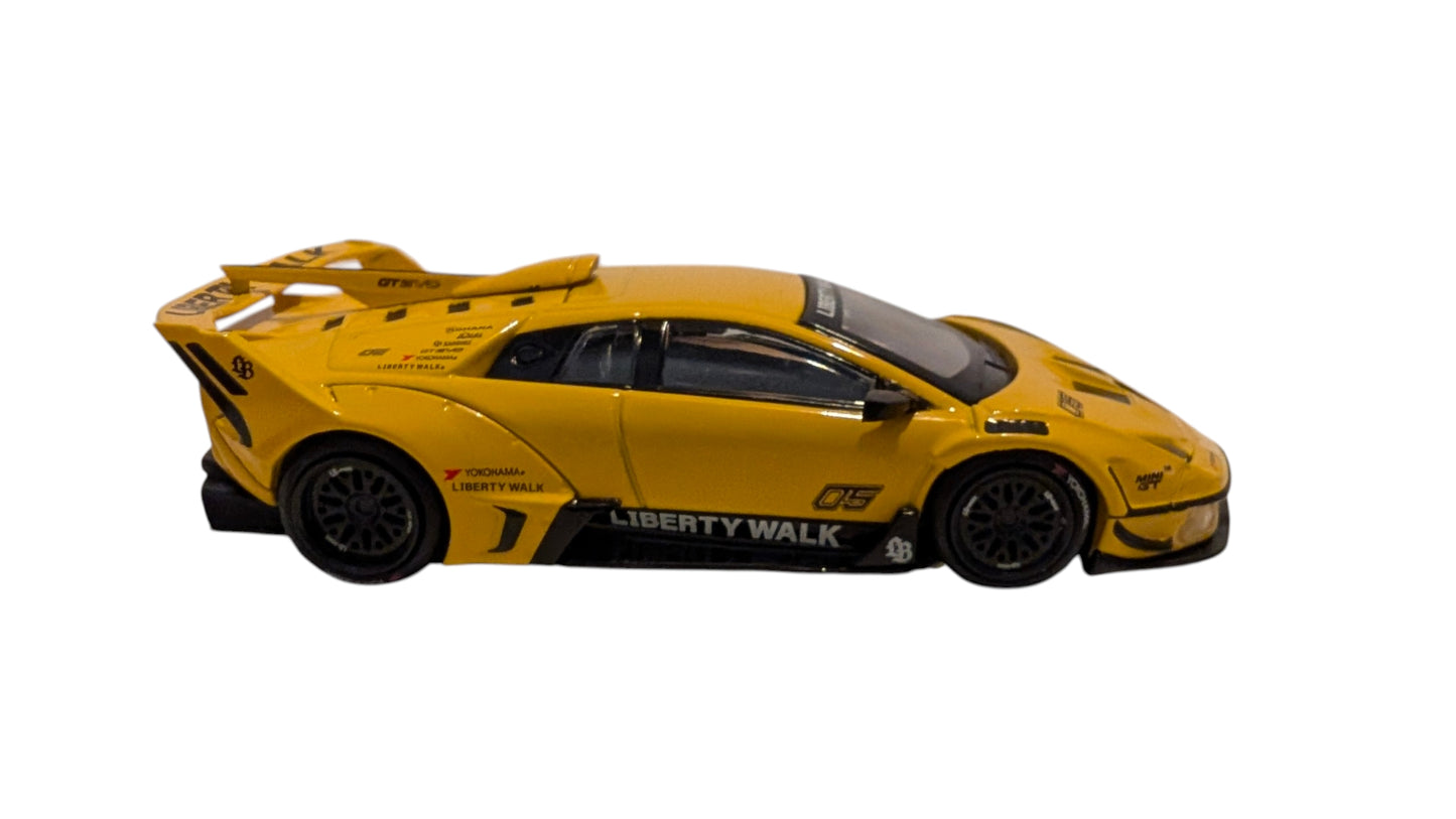 MINI GT Lamborghini LB-Silhouette WORKS Murciélago GT EVO Yellow 1:64 – Liberty Walk Sammlermodell