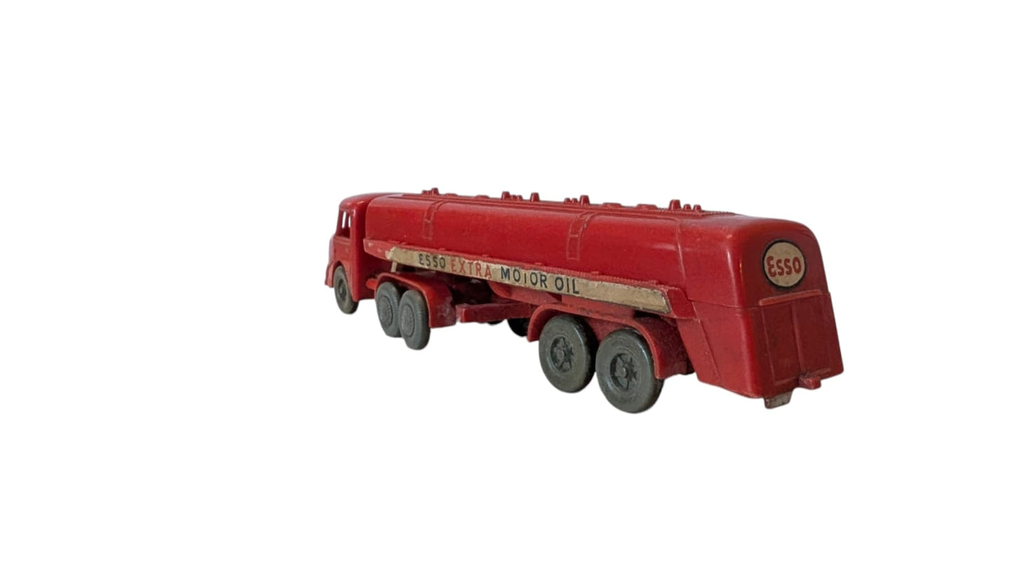 Wiking Esso Tank-Sattelzug 1:87 (H0)