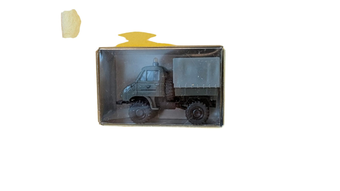 Brekina Sonder-Edition „50 Jahre Deutsches Fernsehen“ – Unimog 411 mit Übertragungsanhänger (1:87 H0)
