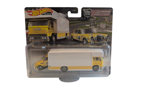 Hot Wheels Premium Car Culture Team Transport – Mercedes-Benz SEL 6.8 AMG & Fleet Flyer