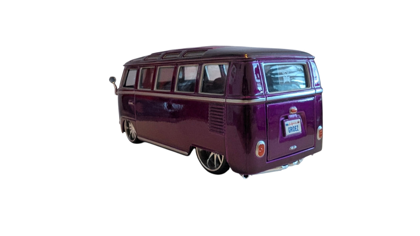 Maisto Volkswagen T1 Samba Bus Custom – 1:24