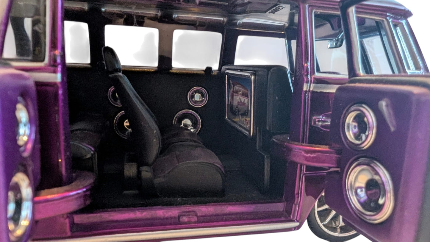 Maisto Volkswagen T1 Samba Bus Custom – 1:24