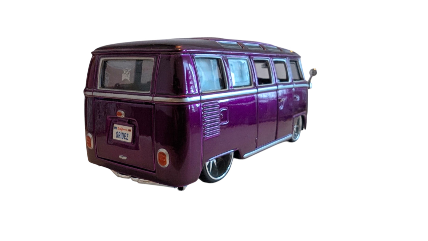 Maisto Volkswagen T1 Samba Bus Custom – 1:24