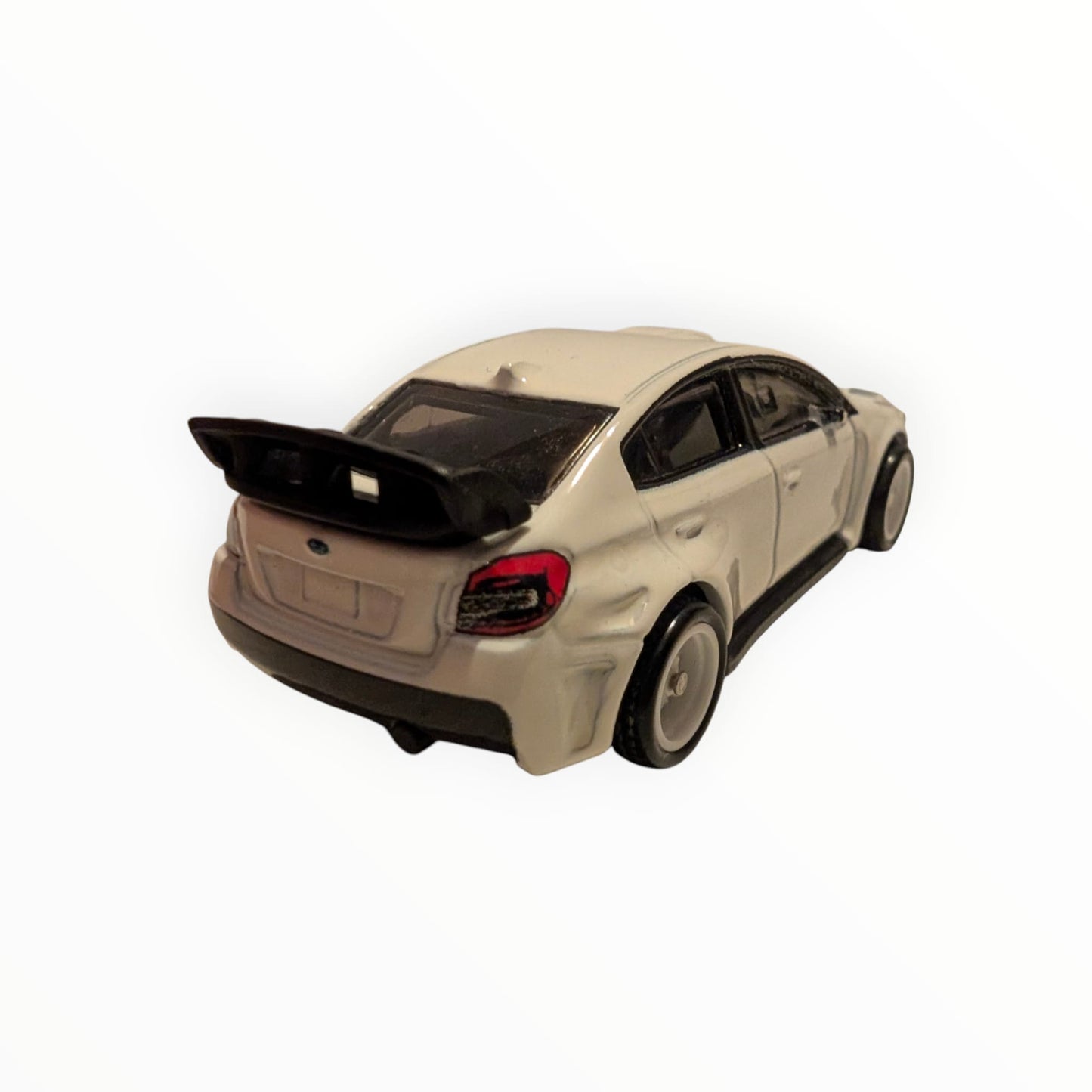 Hot Wheels Premium – Subaru WRX STI – Weiß – Real Riders – Full Metal Body – lose