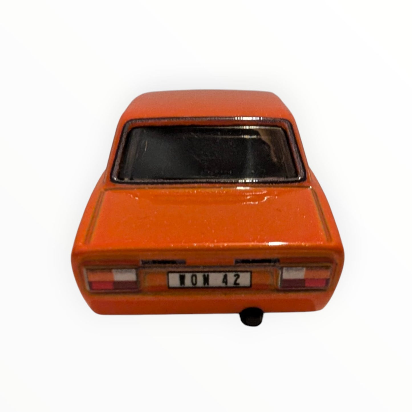 Hot Wheels Premium – `73 Volvo 142 GL – Orange – Real Riders – Full Metal Body – lose