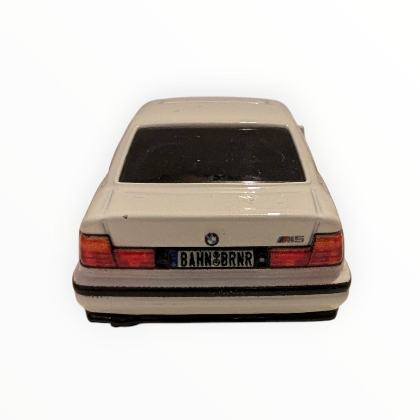Hot Wheels Premium Boulevard – `91 BMW M5 – Weiß – Real Riders – Full Metal Body – lose