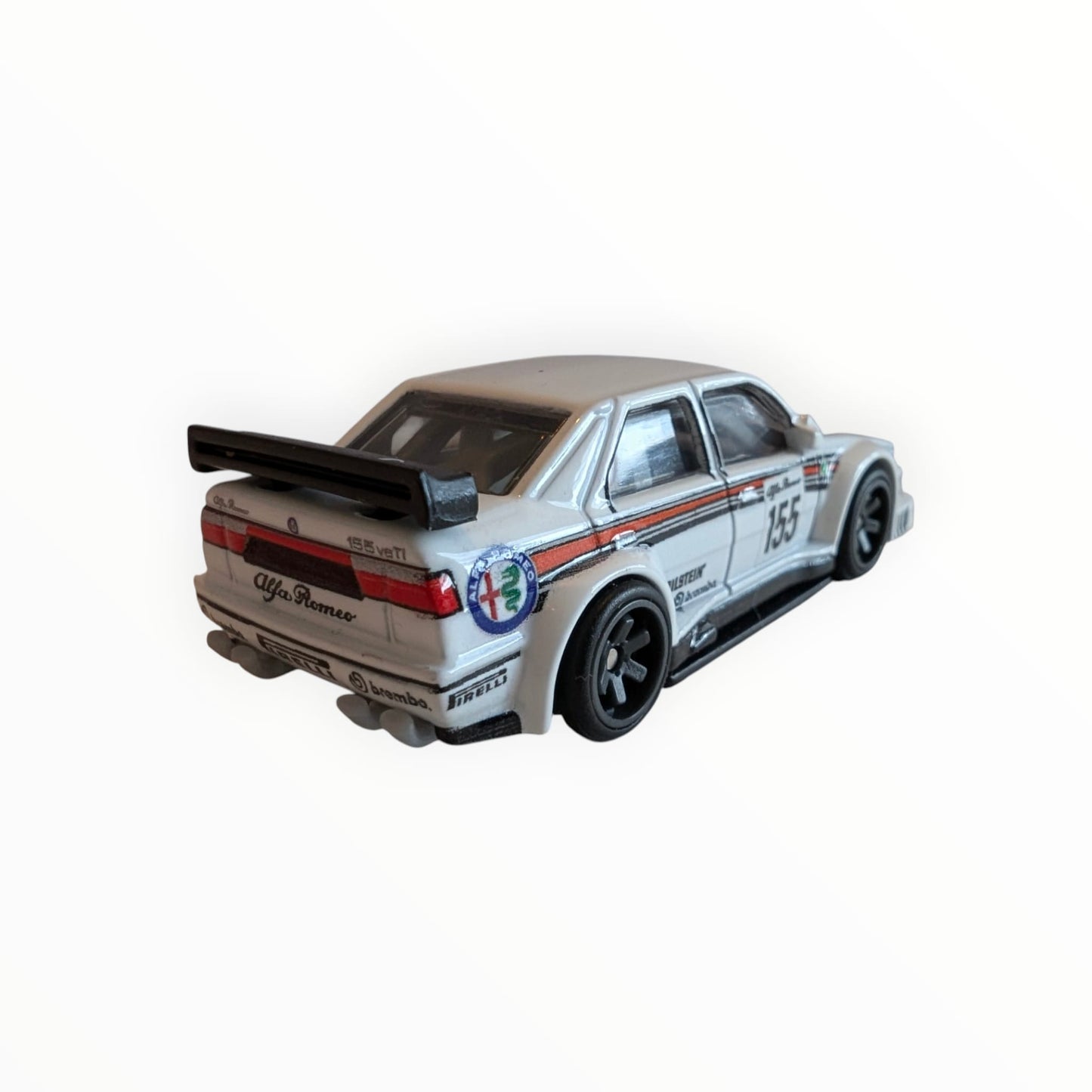Hot Wheels Premium Car Culture Spettacolare – Alfa Romeo 155 V6 TI – Weiß – #155 – Real Riders – Full Metal Body – lose