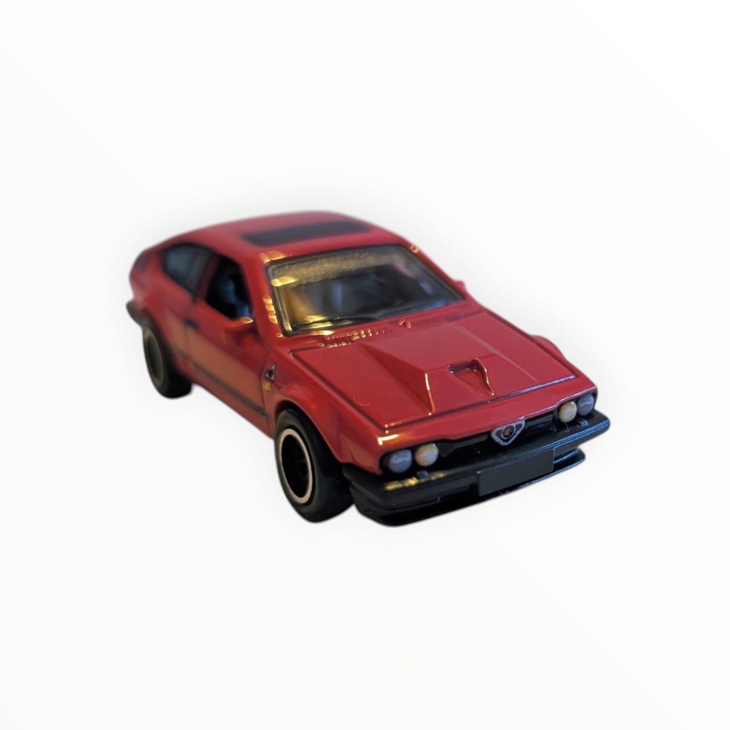 Hot Wheels Premium – Car Culture World Tour – Alfa Romeo GTV6 3.0 – Real Riders – loose / ohne OVP